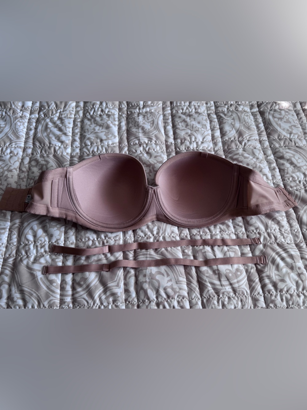 Wacoal Red Carpet Convertible Strapless Bra - Picture 4 of 9